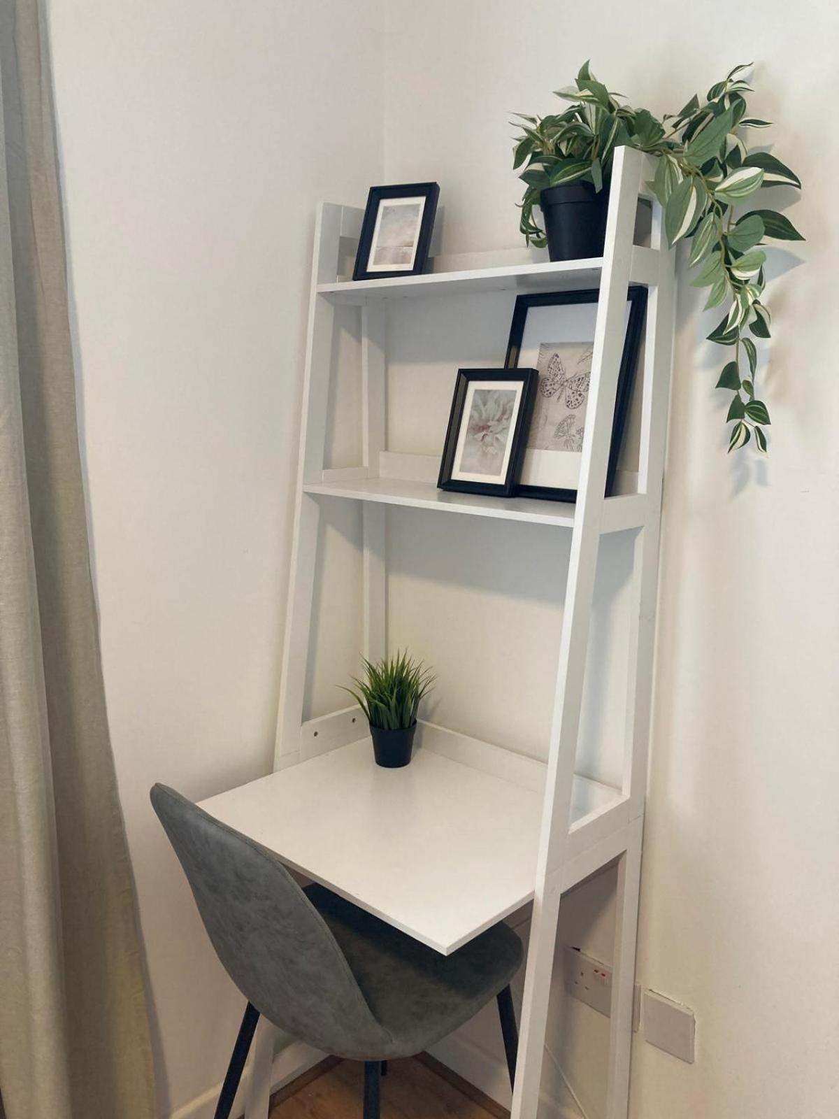 Apartamento Viridian At 4 *